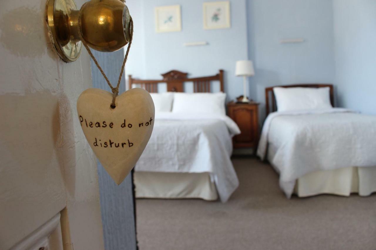 The Elms Guest House Bristol Filton Buitenkant foto